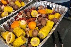 Anoka Toastasters Enjoy a great seafood boil